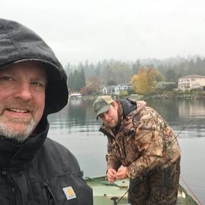 Meet your Posher, Dennis